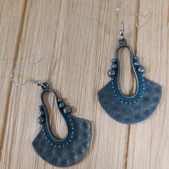 🥳🥳NEW🥳🥳GORGEOUS!! Vintage Boho Dangle Earrings 🥳🥳 - Picture 8 of 14